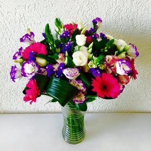 זר פרחים צבעוני