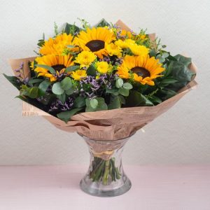 זר חמניות וחרציות